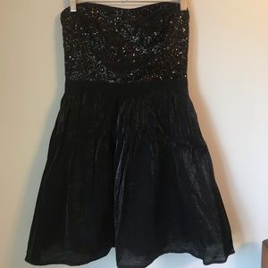 Black sequinned strapless dress from forever 21, size medium. Side zipper.